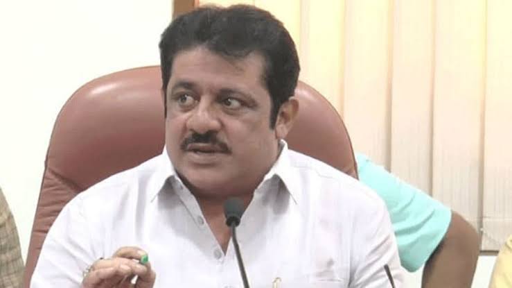 بنگلورو: (کراولی نیوز سروس) کورونا وائرس سے اِنتقال کر جانے والوں کے لیئے بنیگی آخری آرام گاہیں،حکومت نے تمام مذاہبِ کے لوگوں کے لئے35 یکڑ اراضی مختص کی۔